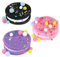 ORB Taba-Licious™ Giant Sandwich Cookie Squishy - 1 piece sold at random
