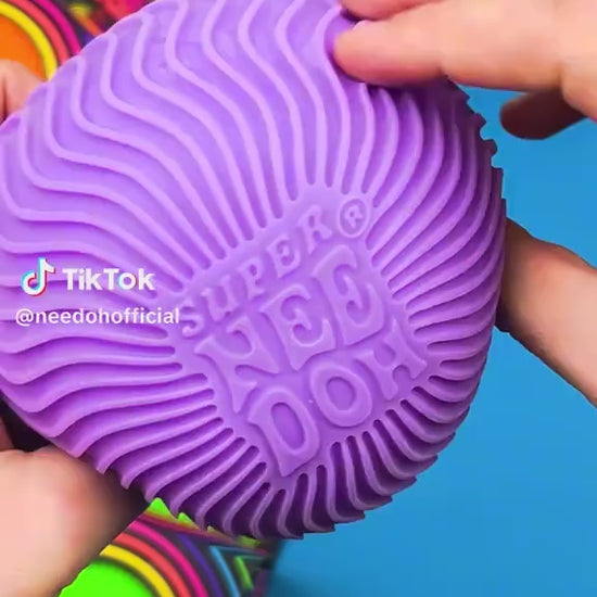 Super NeeDoh Ripples jumbo textured sensory squishy toy by Schylling product demonstration at Hucklepuff Ranch